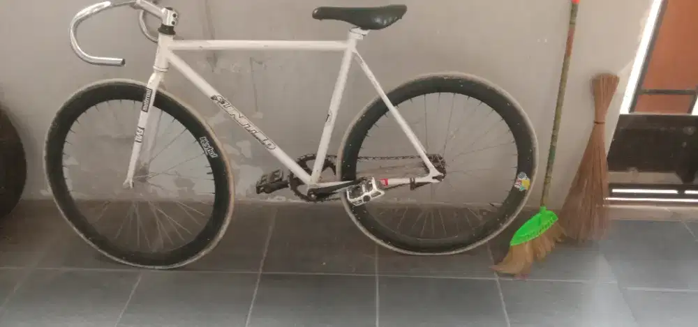Sepeda fixie bekas