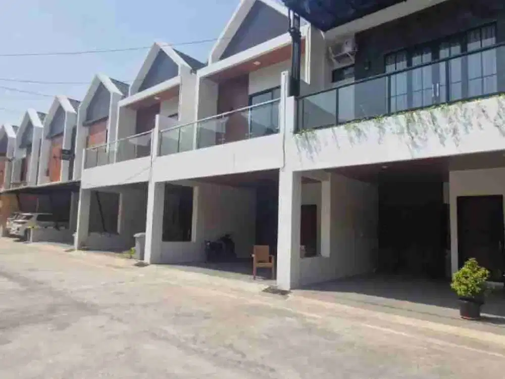 RUMAH 2 LANTAI CIRACAS CIBUBUR JAKARTA TIMUR SHM BRAND NEW BANGUNAN RAPI SIAP HUNI DALAM CLUSTER