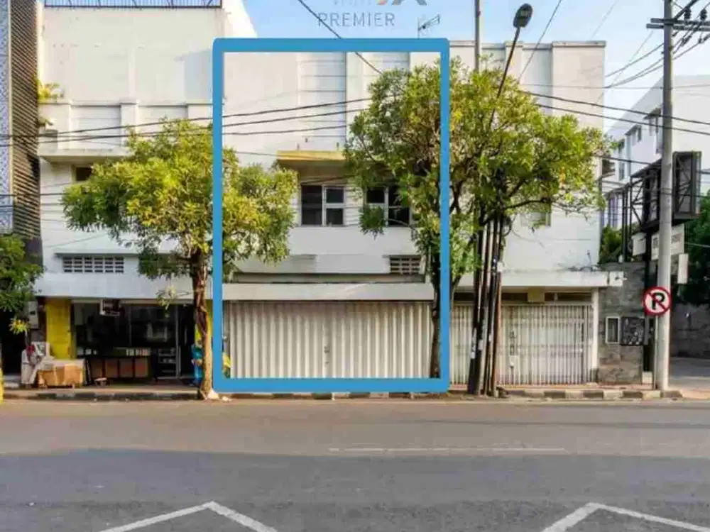 Disewakan Ruko
Di Jalan Raya Pasar Besar
Malang