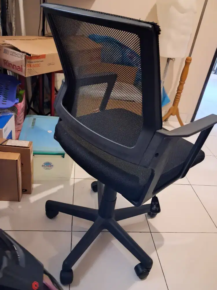 Kursi Kantor merk Selma AZKO