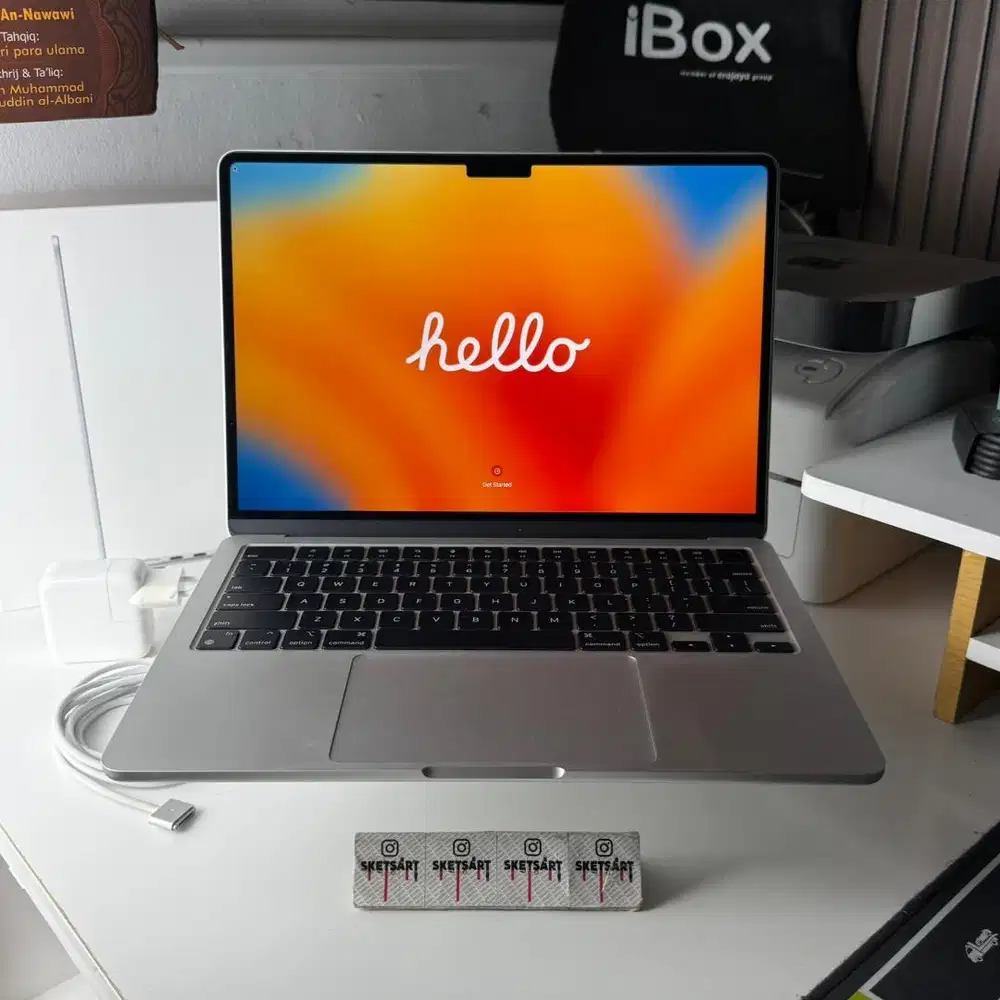 MacBook Air M2 16/256gb Silver iBox Battery Health 95%