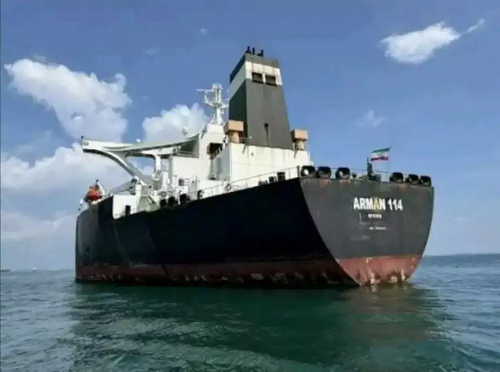 Kapal bukan scrab 300 m nego di jual utuh bukan scrab/ timbang bayar
