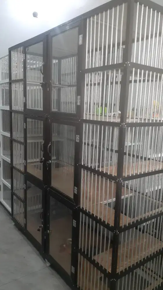 Kandang kucing 6 pintu