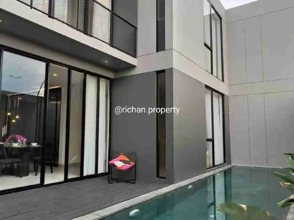 Rumah Baru Mewah Free Furnish dan Kolam Renang dekat Bandara Juanda