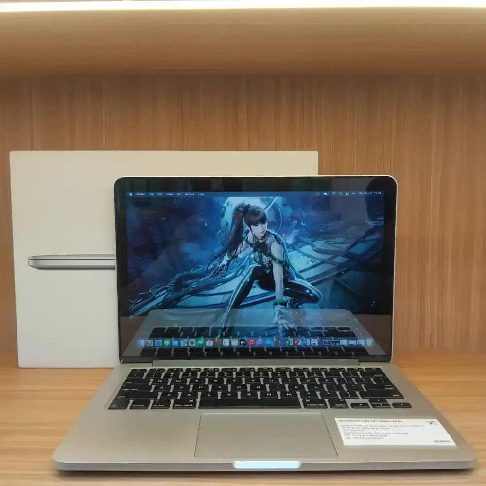 Macbook Pro Retina 13, 2015 intel Core i5 RAM 8 GB - Lengkap