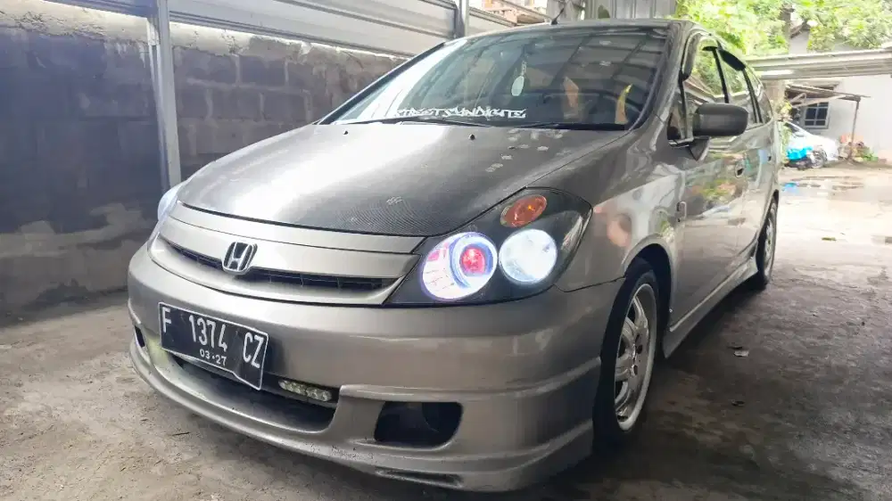 honda stream 1.7 matic