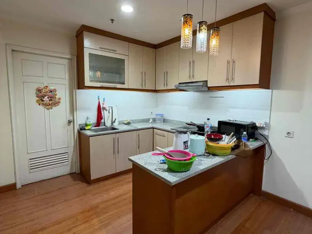 Disewakan 2 Kamar Apartemen French Walk Tower Lyon Garden Furnish 83 meter