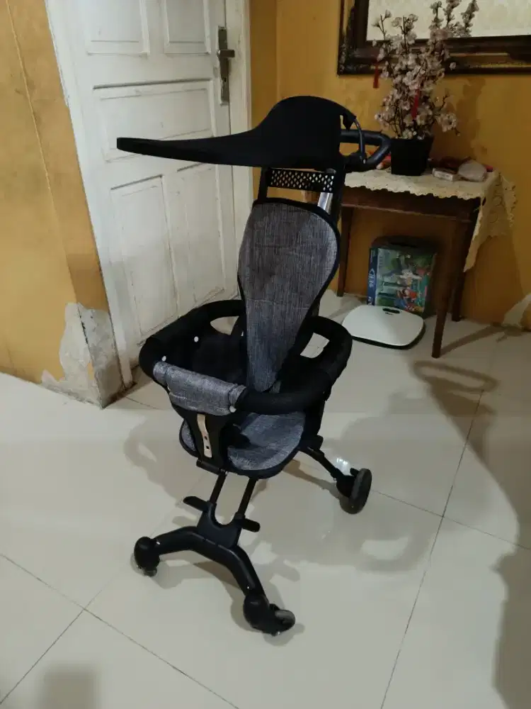 Stroller ringkes dan ringan