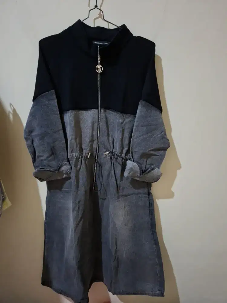 Baju Bekas Second Thrift Kualitas Oke Murmer