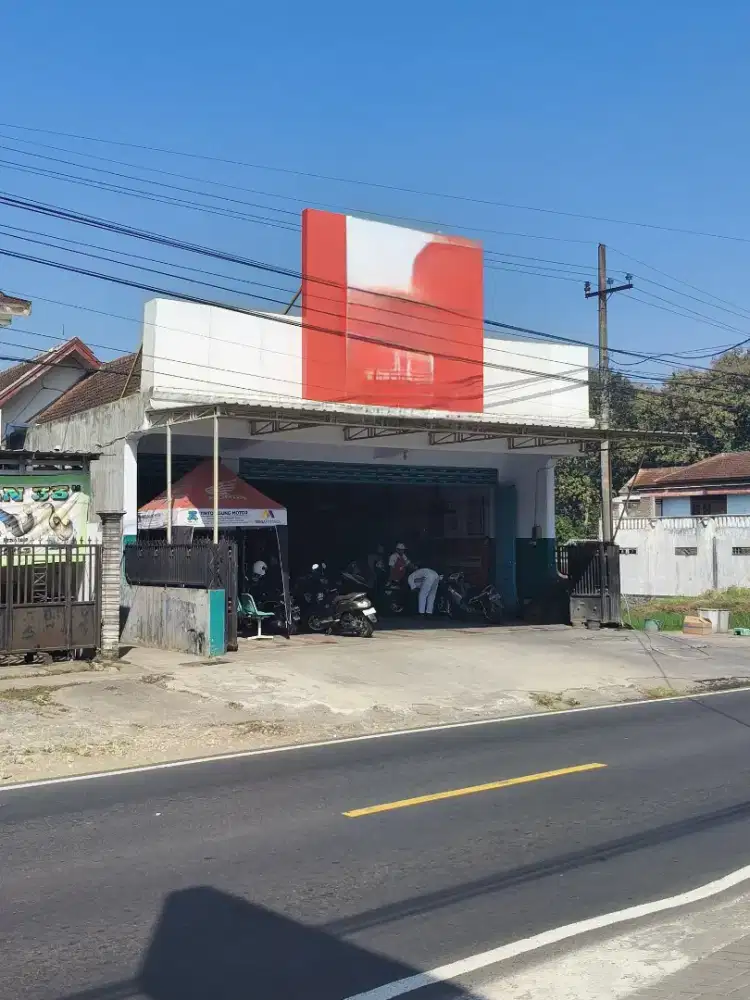 DIJUAL RUMAH DAN TEMPAT USAHA DILER RESMI YG BERDIRI 20 TAHUN + IZIN