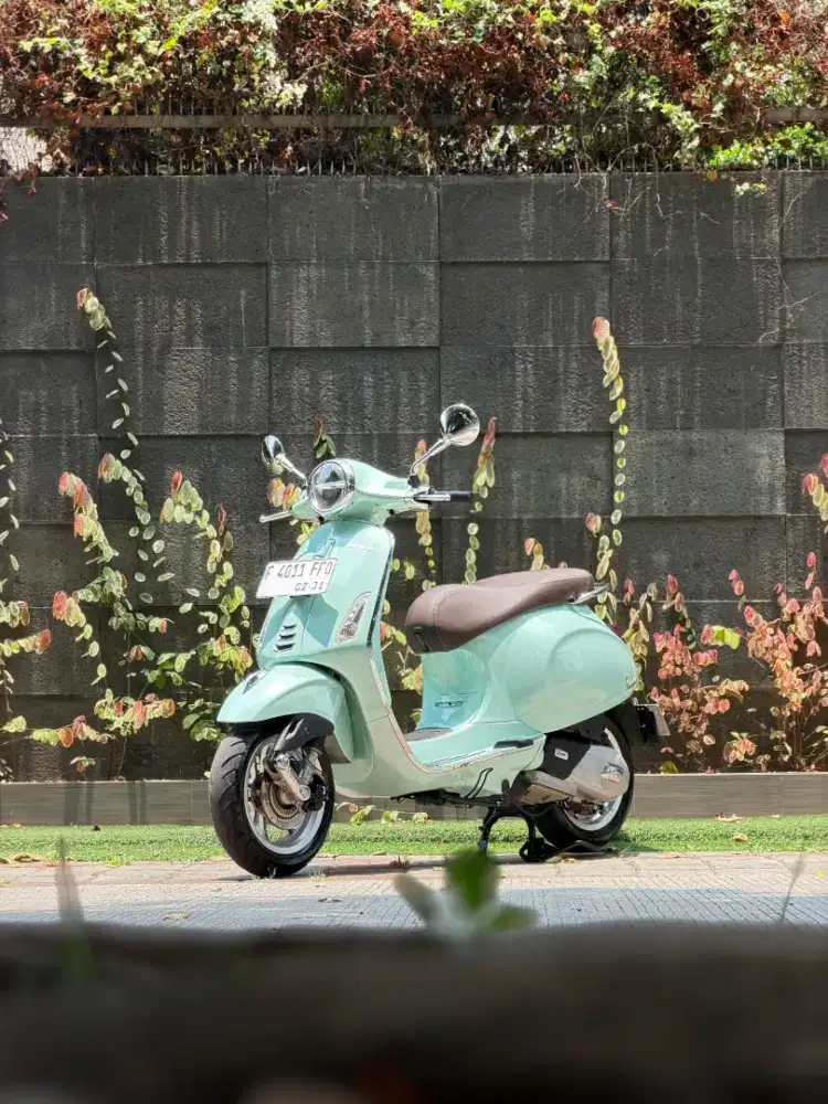 VESPA PRIMAVERA 150 IGET ABS LED TH 2020 PERFECT CONDITION