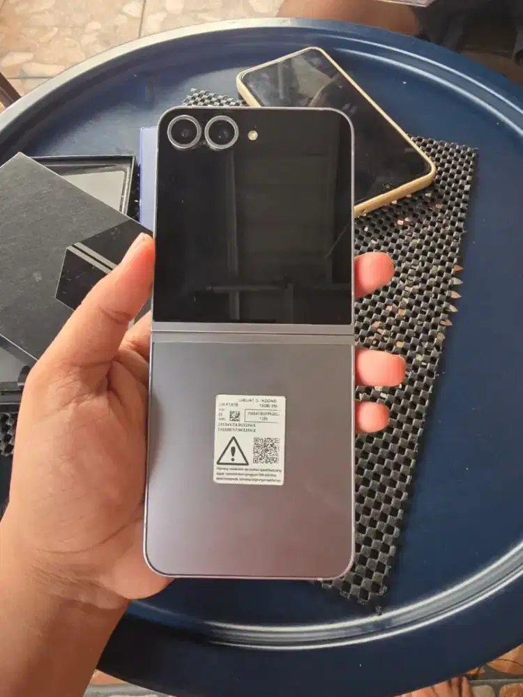 Samsung Z Flip 6 12/256