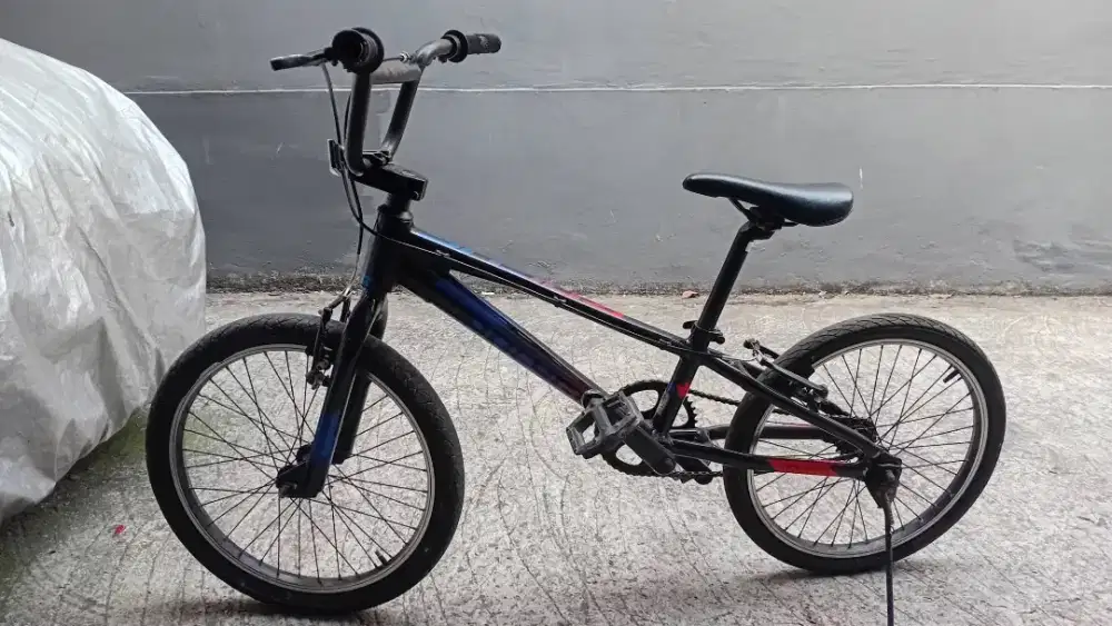 sepeda bmx polygon rogue