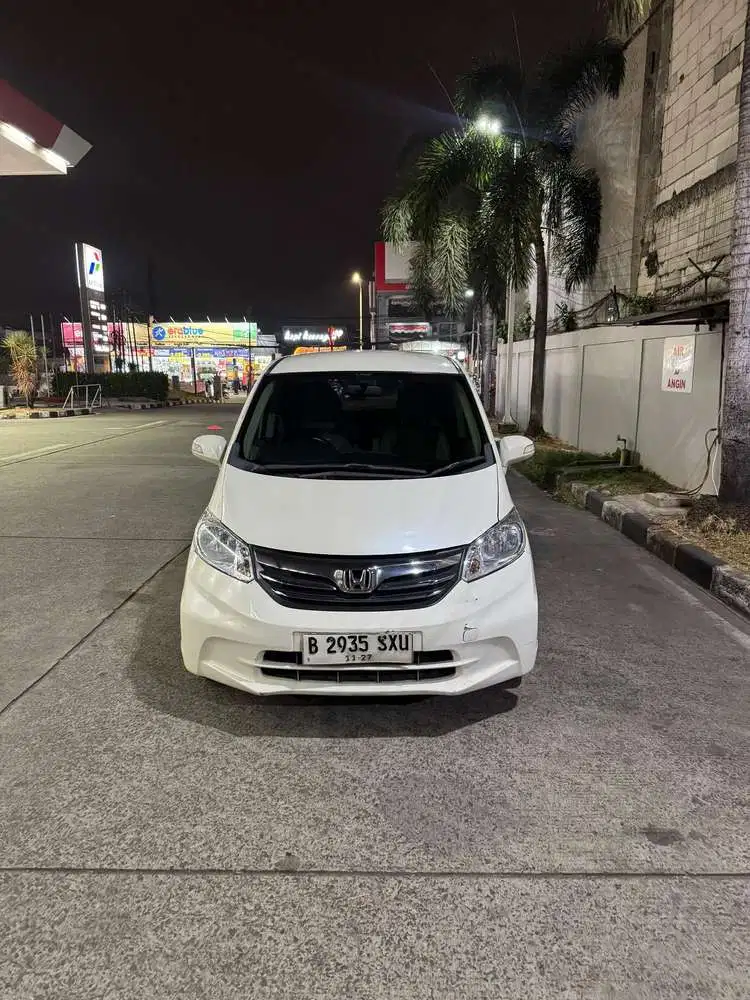 Honda Freed 2012 Bensin