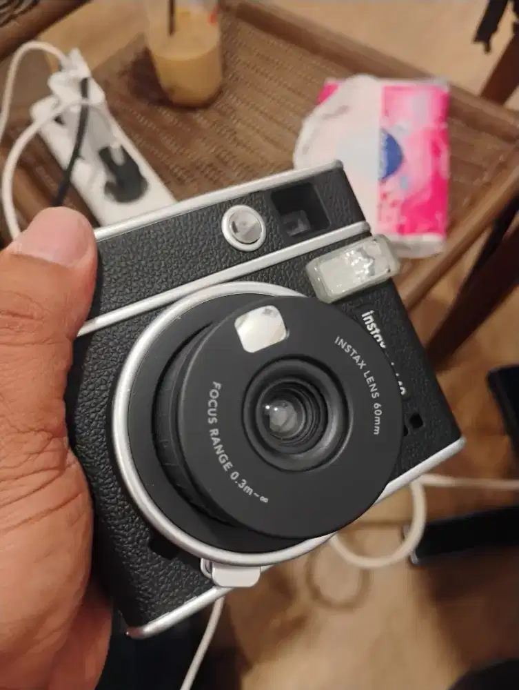 Dijual Kamera Polaroid Fuji film Instax 40 mini