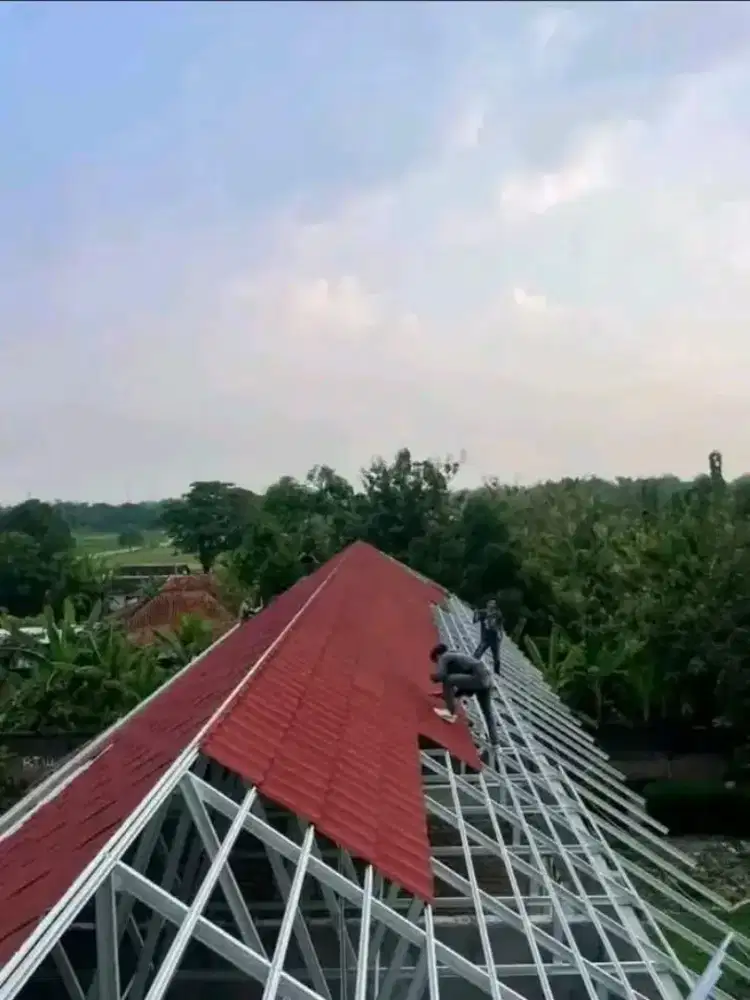 Atap baja ringan genteng metal
