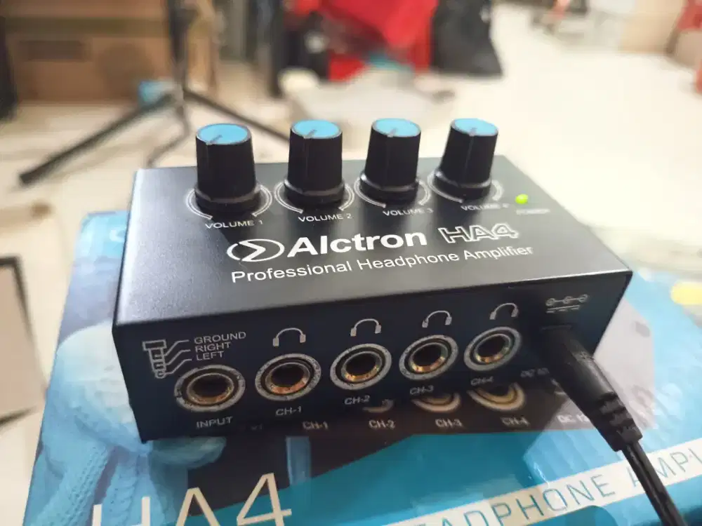 Alctron HA4 Headphones Amplifier