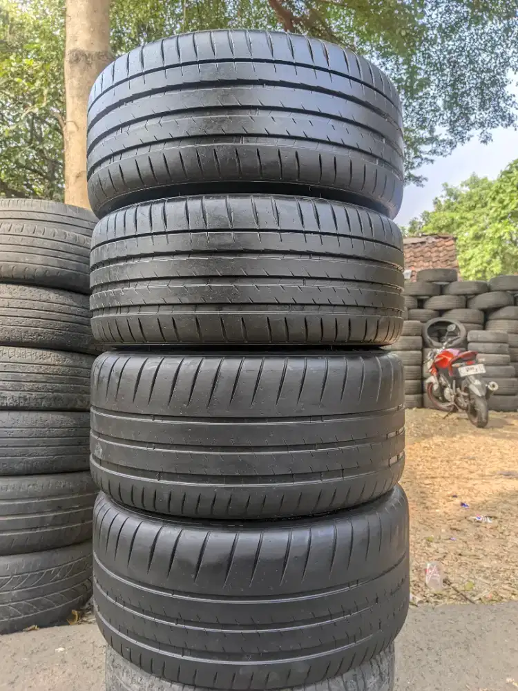 Ban copotan ring 19 245/35 Depan 265/35R19 belakang
