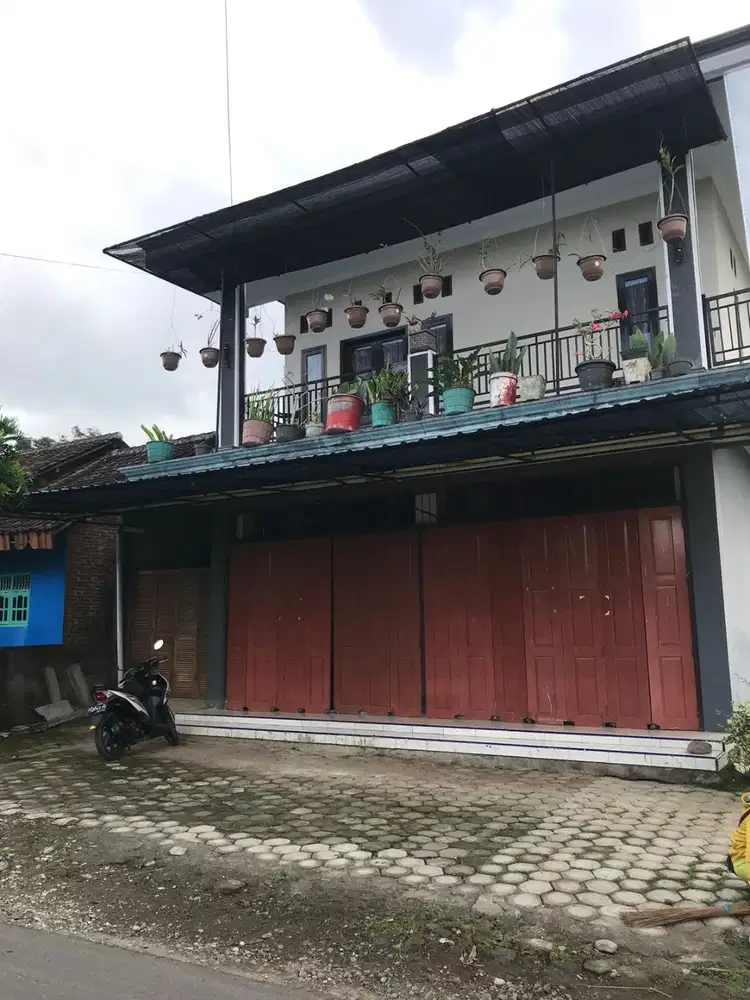 DIJUAL RUMAH AREA GENTENG BANYUWANGI