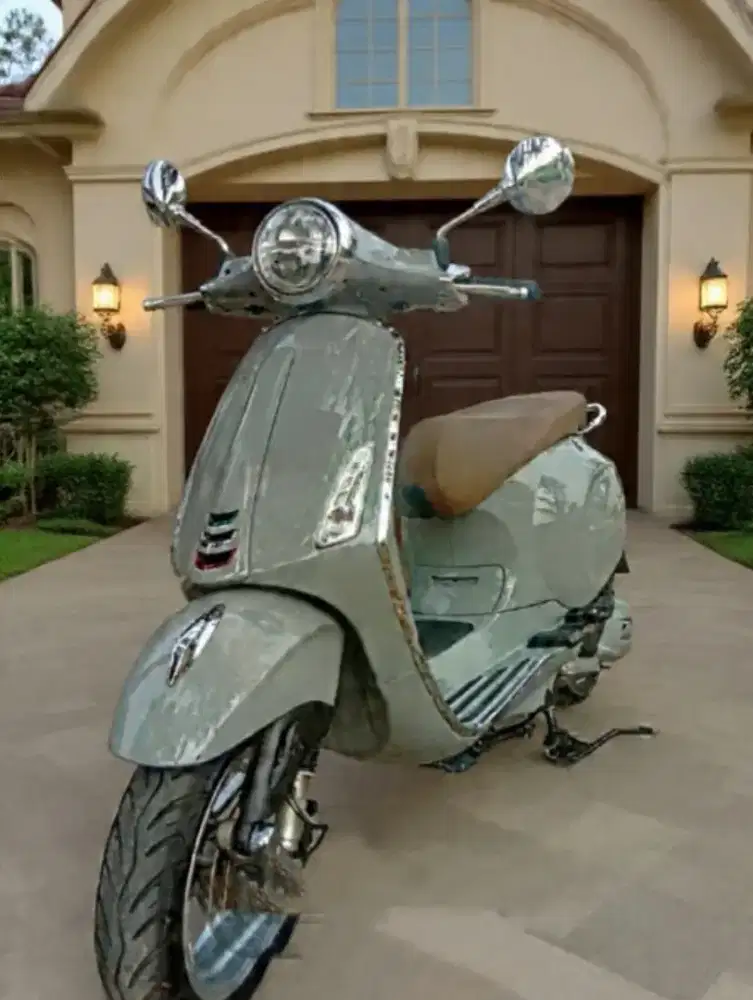 VESPA PRIMAVERA 2022