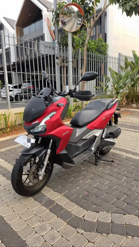 Honda ADV 160 ABS 2022 | Tangan Pertama | KM 17rb | Pajak 10/2027