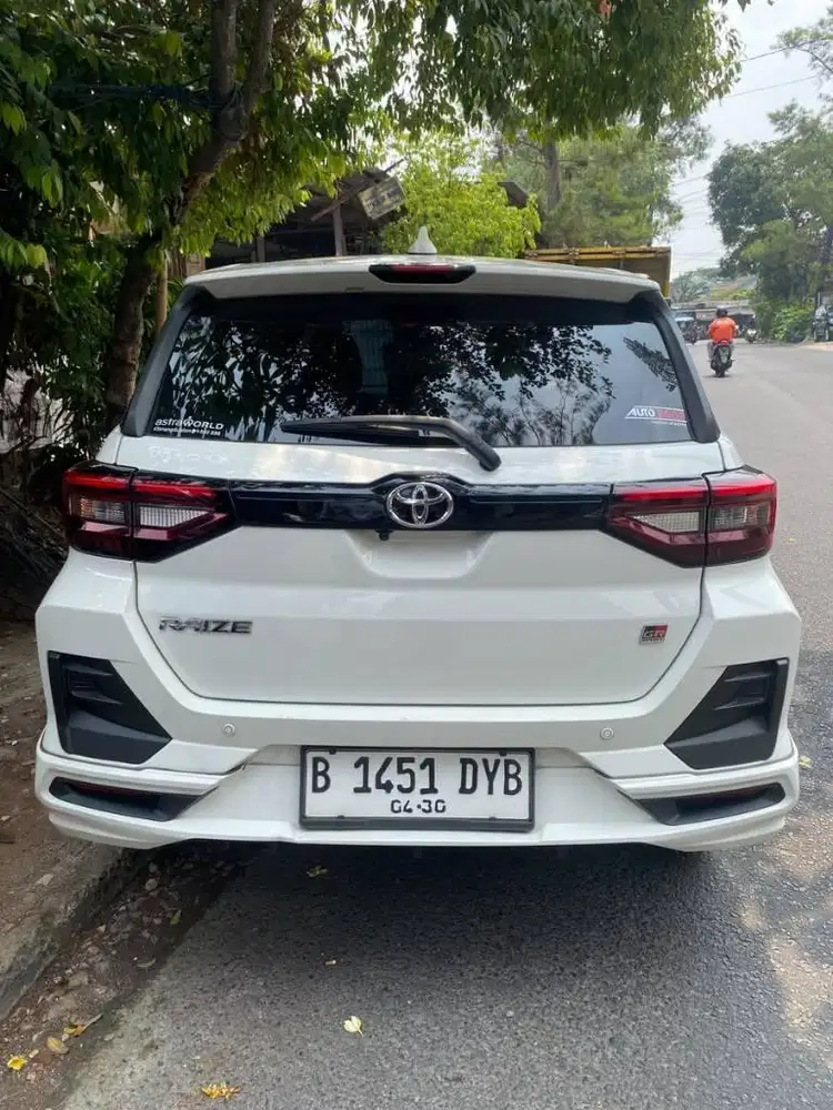 toyota raise gr turbo thn2025 w putih non tss mbl  bgs trwt antik
