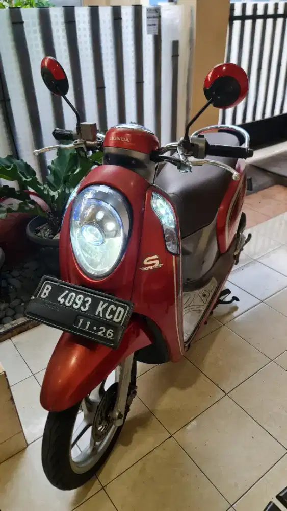 Honda Scoopy 2016