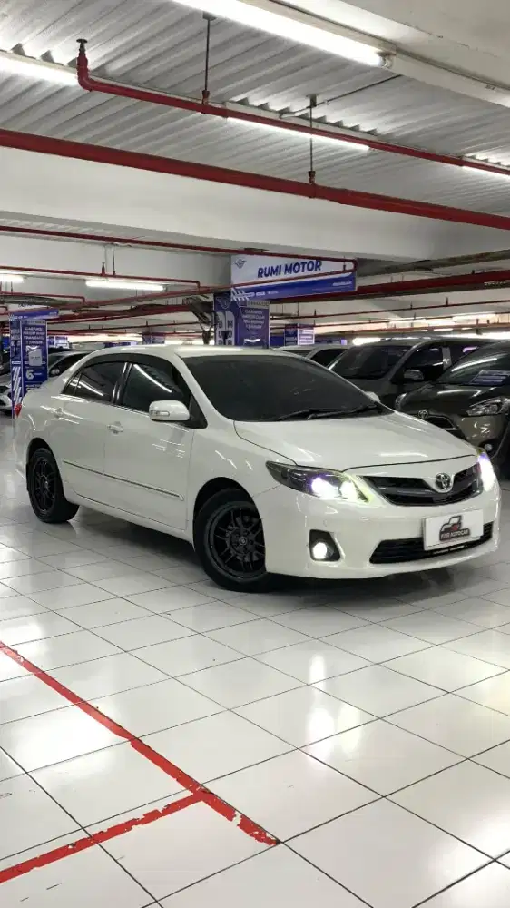 Toyota Altis V 2.0 AT 2010