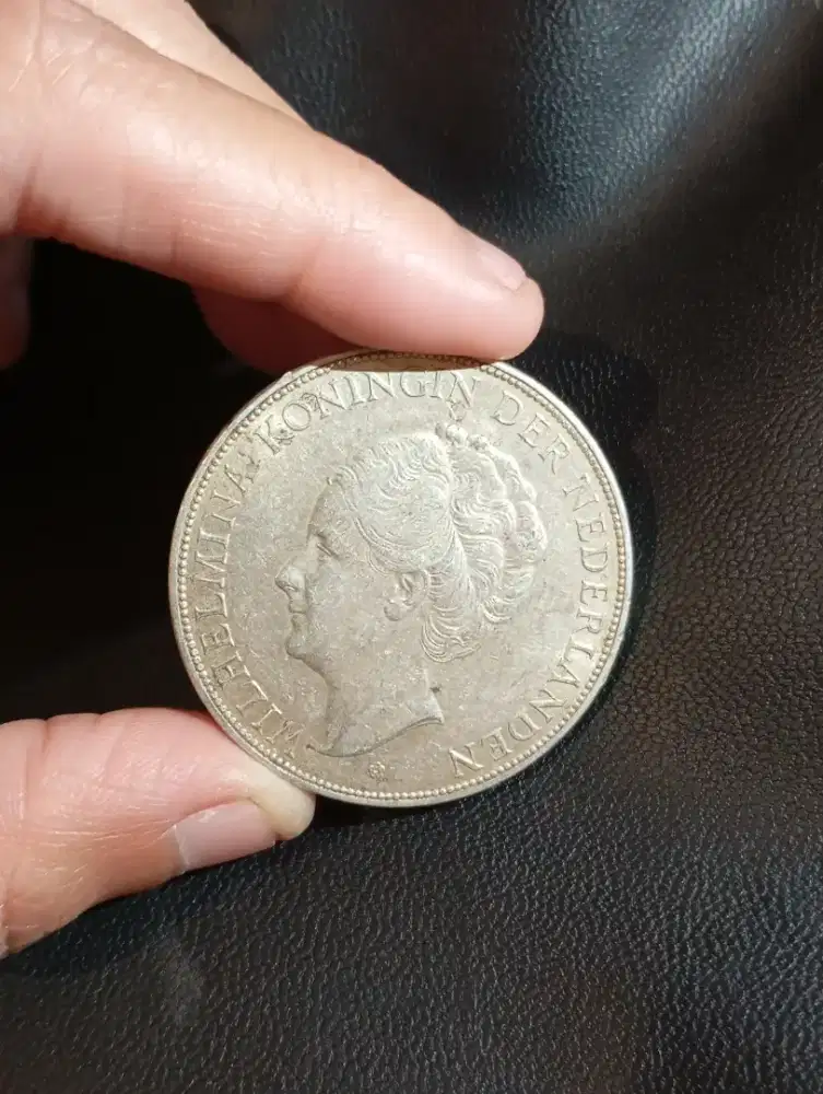 Koin Kuno Perak Asli 2 1/2 Gulden Wilhelmina 1930 Original(Kondisi VF)