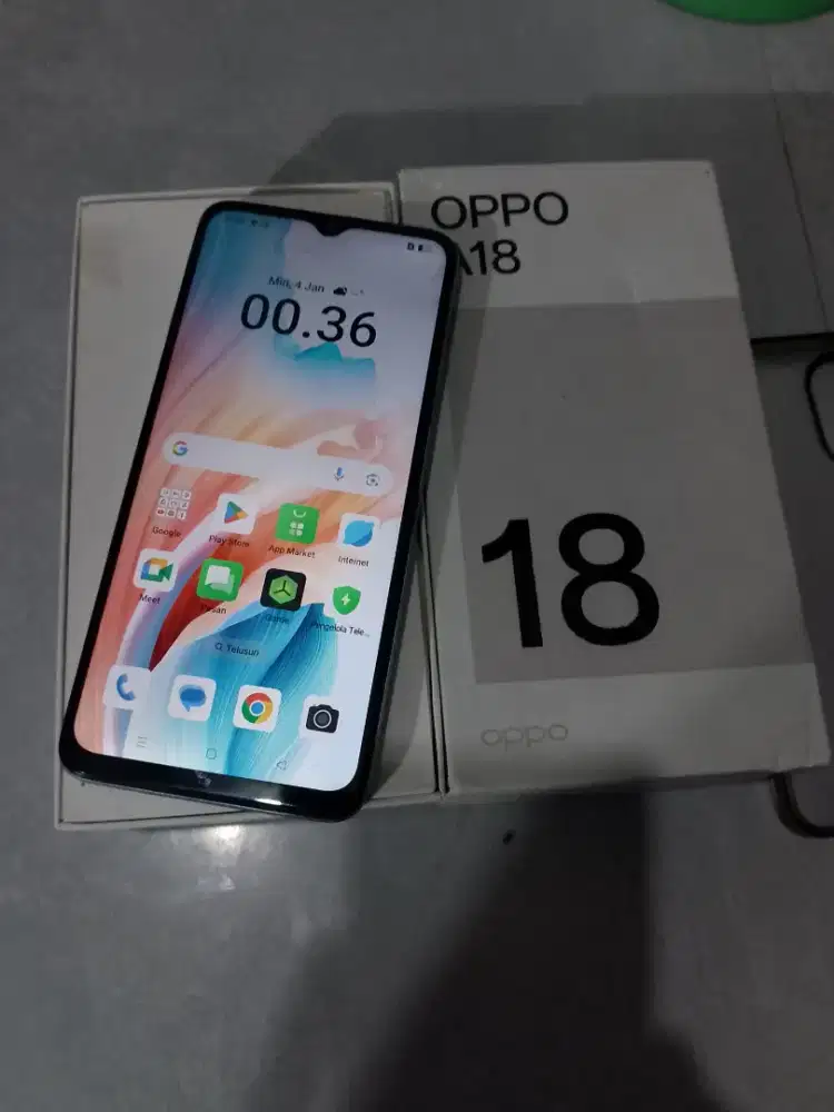 Oppo A18 4/128 HP + Dus aja