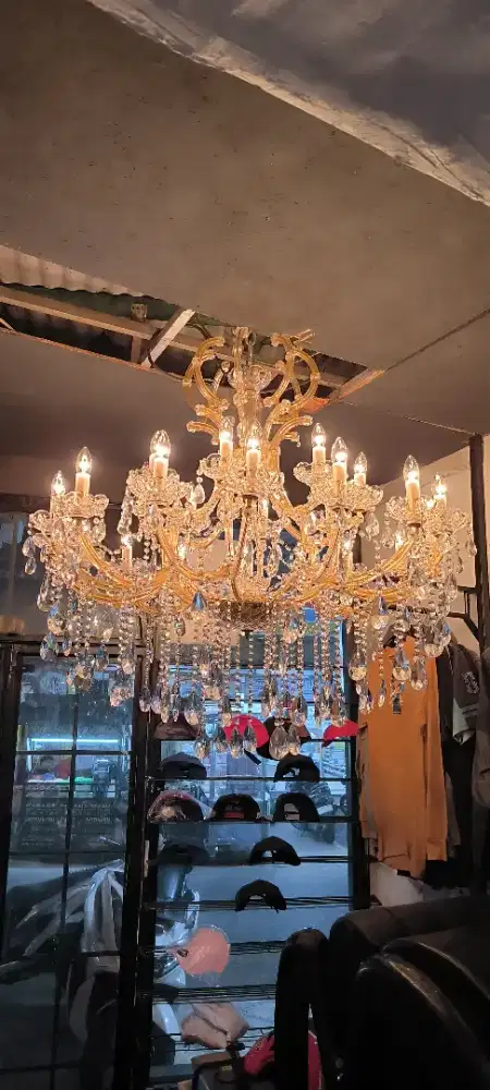lampu gantung crystal chandelier 24+1 ka
