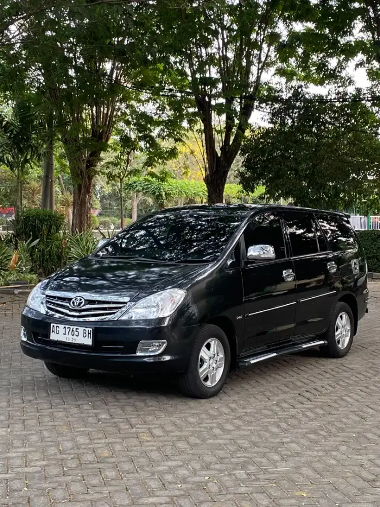 Innova G A.T 2008