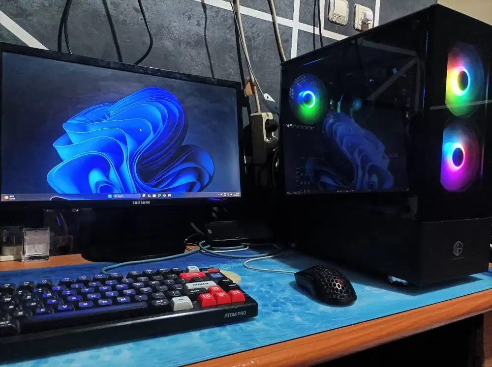 Sett Pc Ryzen 5 Intel Arc + Monitor Samsung Jual cepat BU