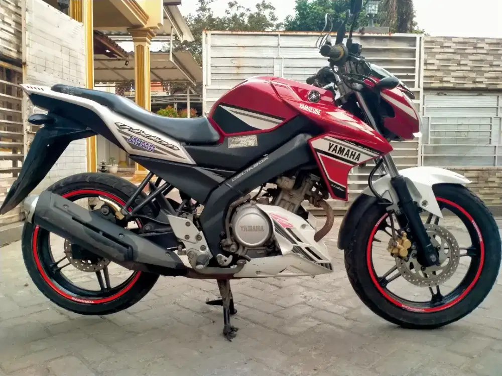Yamaha Vixion new lengkap motor sehat keterangan detail dibawah