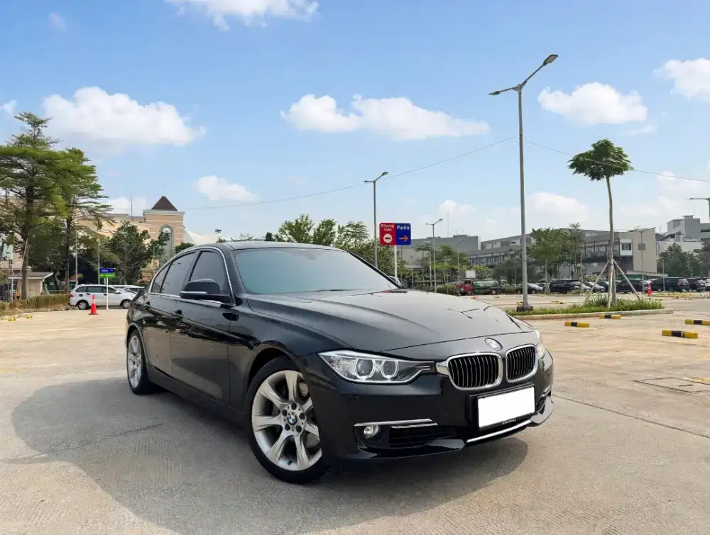BMW 335i F30 CBU LOW ODO 2014 CASH