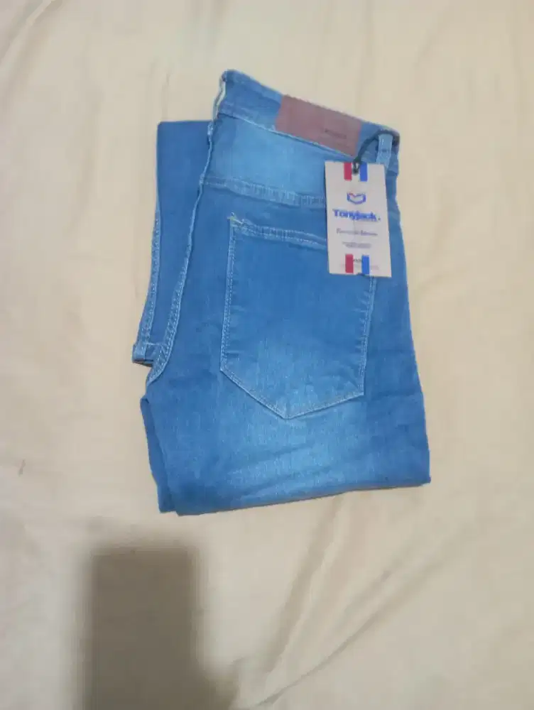 Celana jeans TonyJack size 28 (baru)