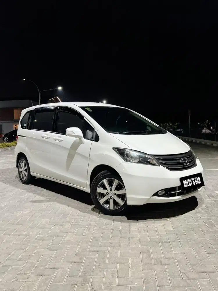 DIJUAL FREED 2011 PSD PINTU ELEKTRIK PAJAK HIDUP