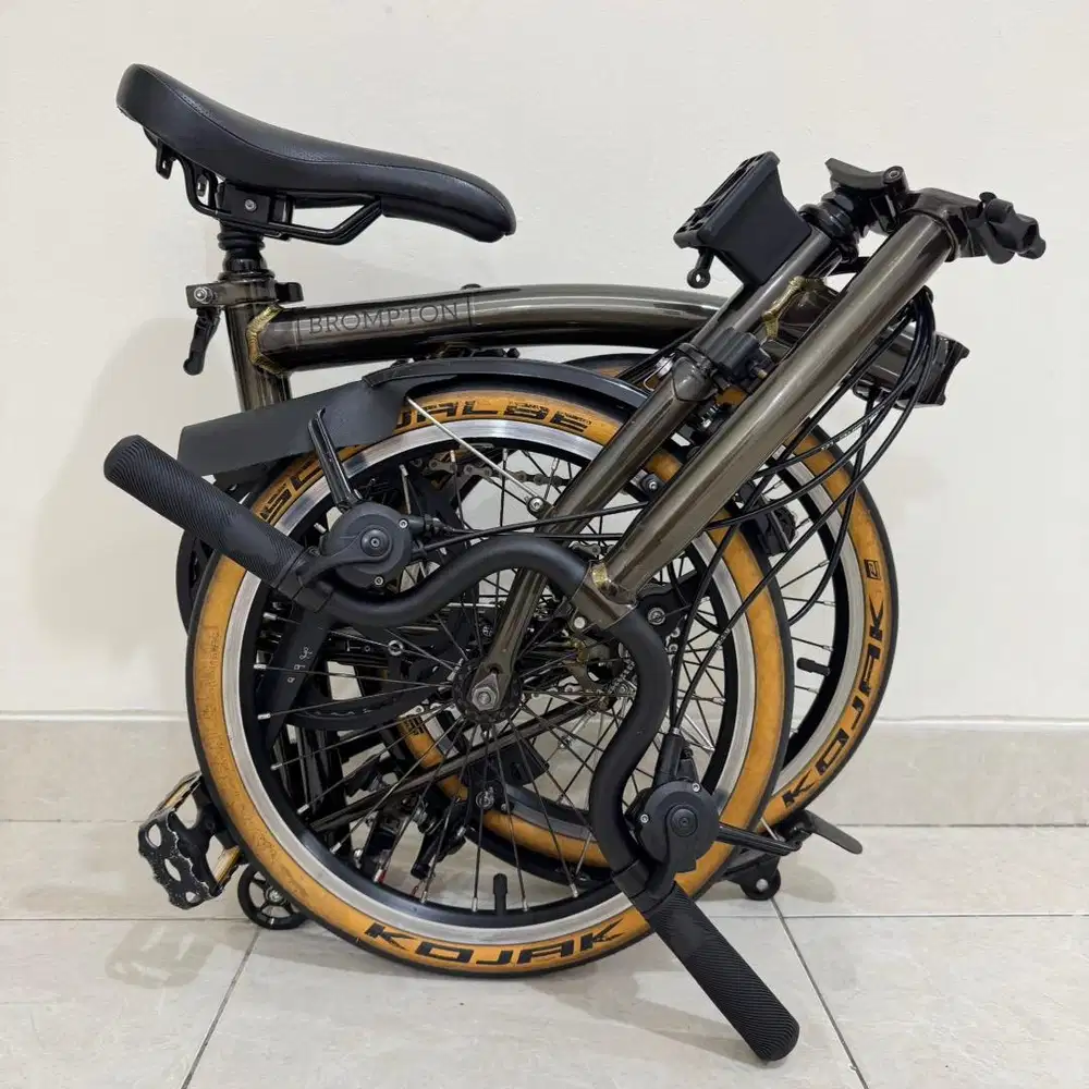 BROMPTON M6L BLACK LACQUER BLACK EDITION 2020 - ISTIMEWA