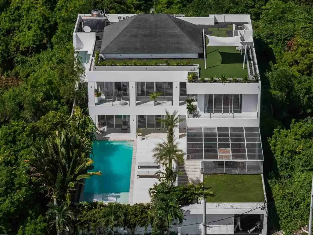 LUXURY VILLA OCEAN VIEW UNGASAN KUTA SELATAN BALI
