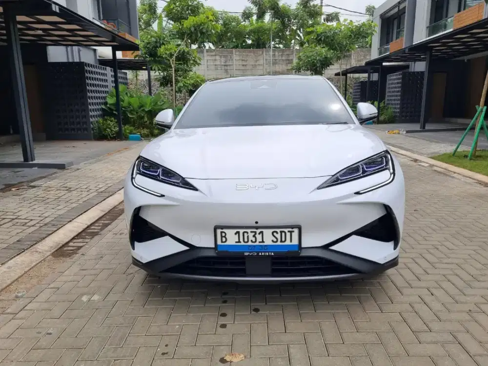 BYD Sealion 7 Premium RWD AT 2025 Putih NIK 2025