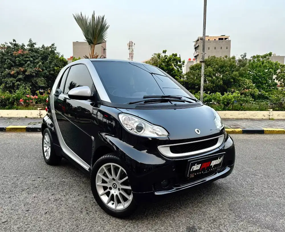 Mercedes Benz Smart Fortwo Passion 1.0 MHD Coupe 2010 BERGARANSI