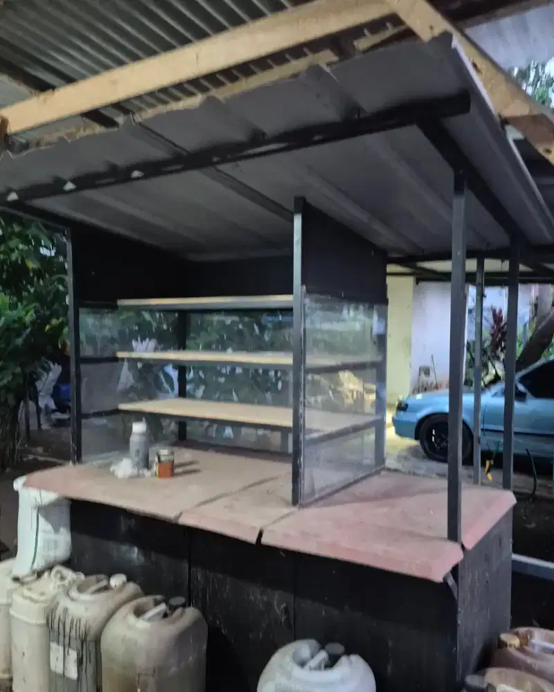 Dijual 1 set untuk usaha dagang  bisa nego