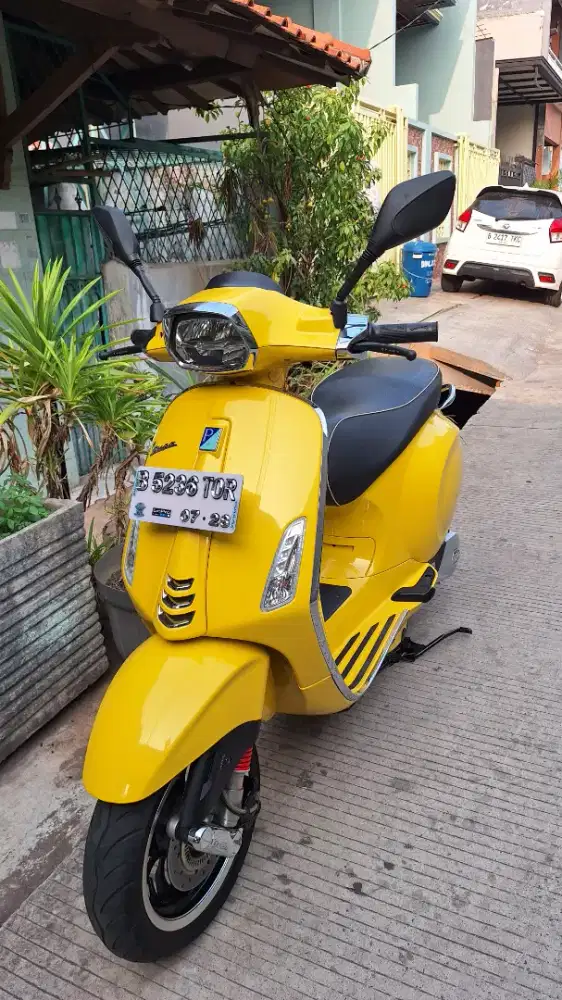 vespa sprint tahun 2023