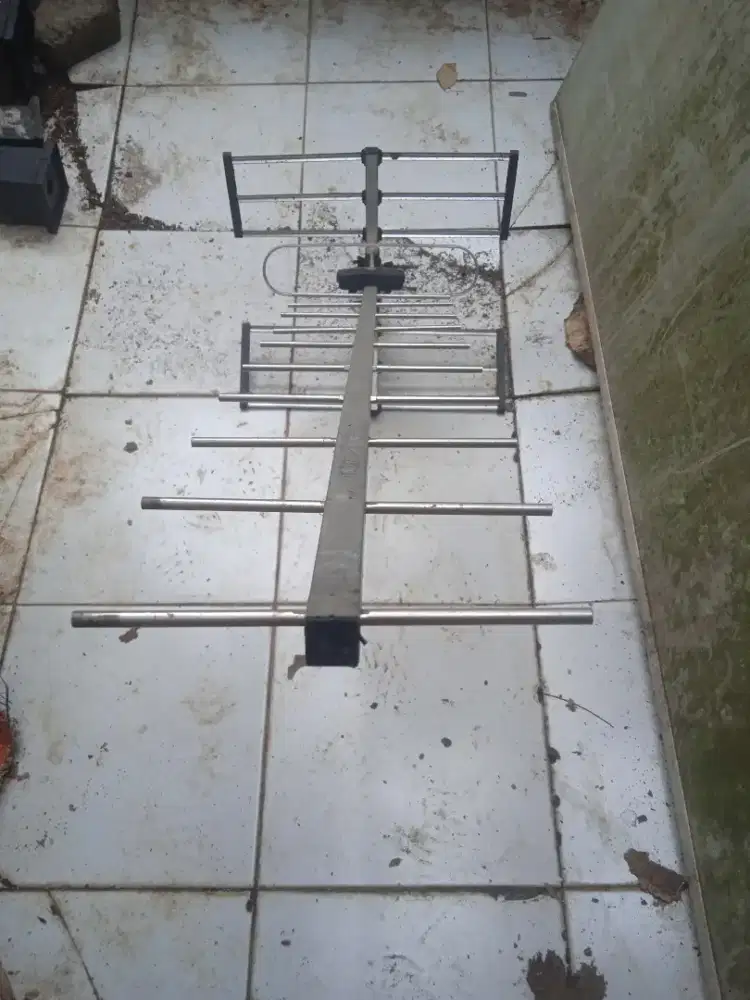 Antena HD Digital kondisi siap pakai
