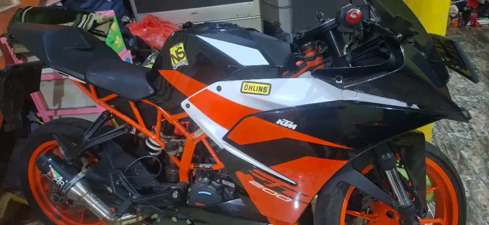 dijual motor ktm rc 200
