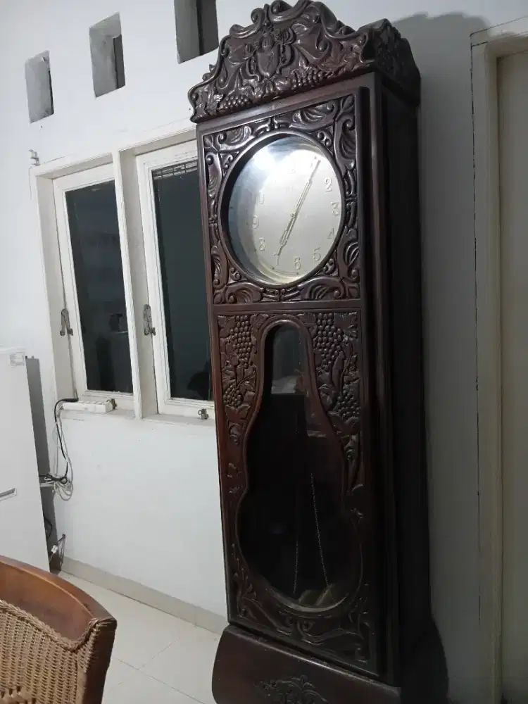 Jam lemari kayu MAHONI solid brand Junghan