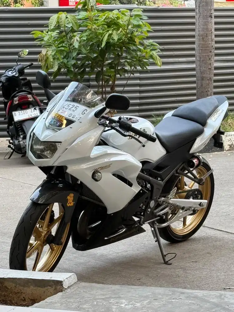 Ninja RR new putih 2013
