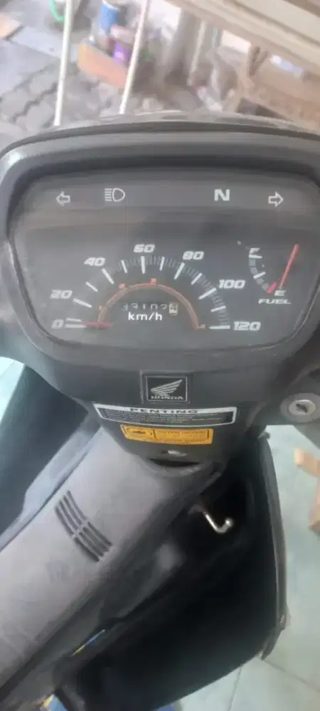 Honda Astrea Legenda 2