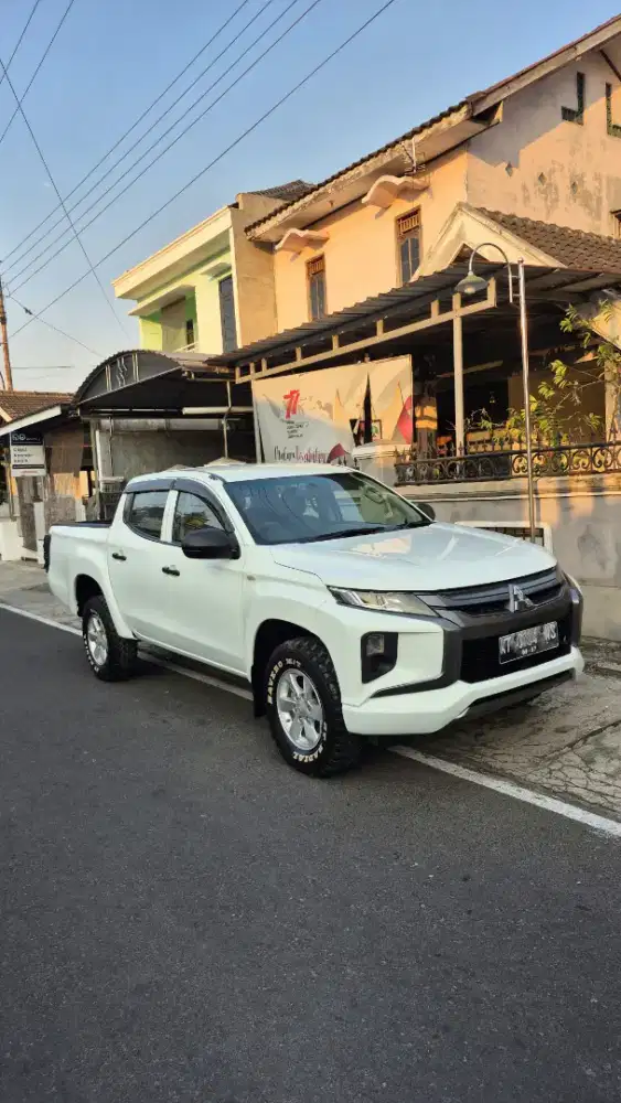 mitsubishi STRADA TRITON 4X4 HDX 2021