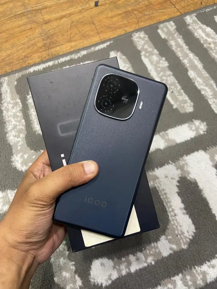 IQoo Z9 5G 8/256gb Like New